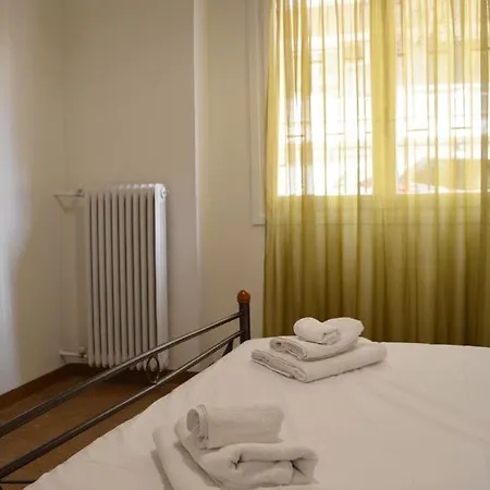 Lovely Traditional In The Neighbourhood Of Apartment