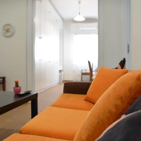 Lovely Traditional In The Neighbourhood Of Apartment