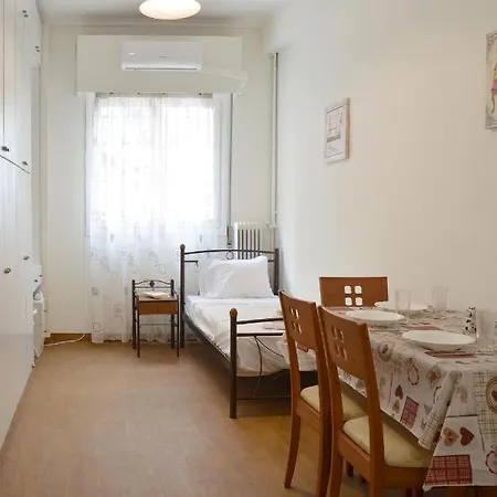 Lovely Traditional In The Neighbourhood Of